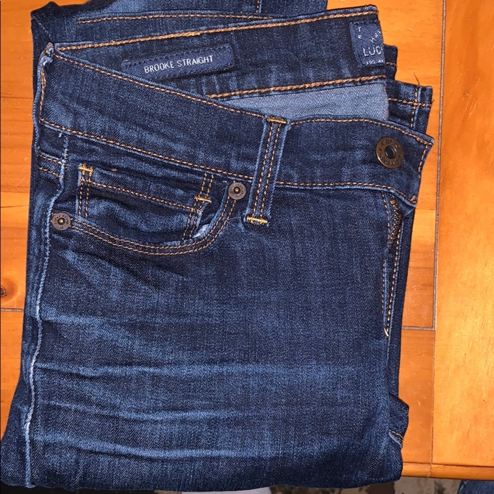 Gently worn Lucky Brand straight leg jean
